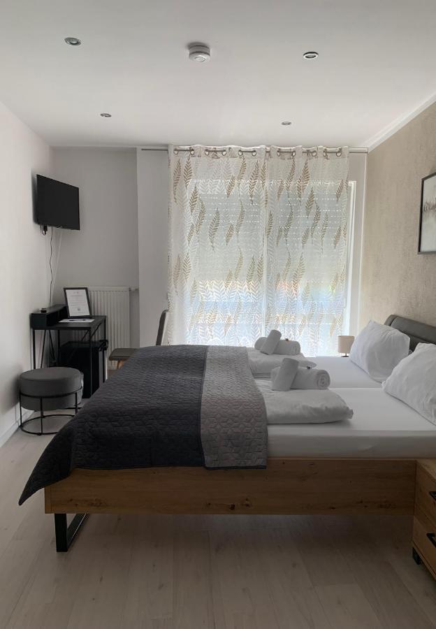 Hgh - Hotel Garni Helbig Neustadt an der Weinstraße Екстериор снимка